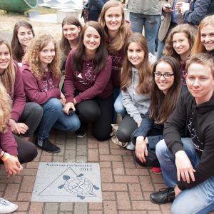 Erweiterung_Walk of Fame_Steinlegung Abschlusssemester_Hochschule Harz