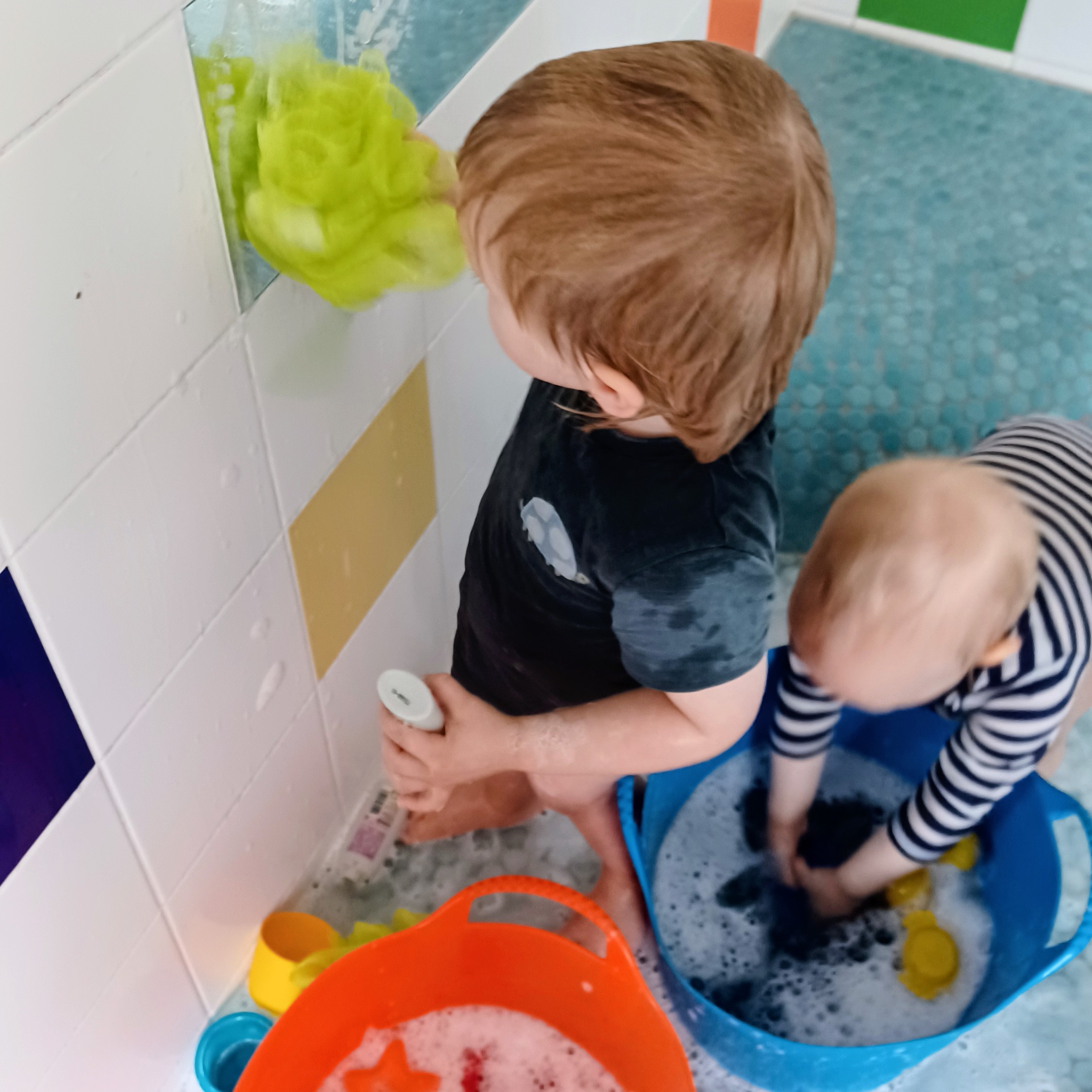 Kinder der Kita CampusKids in den Innenräumen